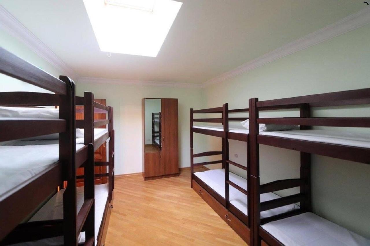Tumanyan Hostel And Tours Γιερεβάν Δωμάτιο φωτογραφία